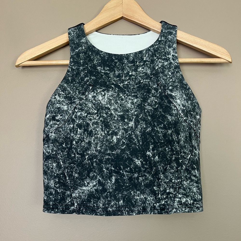 {Lululemon} Invigorate Training Tank Top in Denim Wash Print White Opal Multi